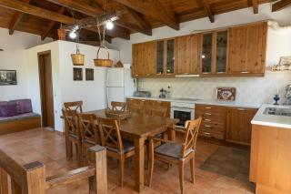 Stone Wood House - Perivólia - 3