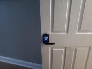 Harmony Room with private bathroom by the Airport - Darby - 7