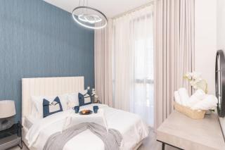 Classy 1BR Midtown Stay Near Miracle Garden by Vibel - Dubai - 0