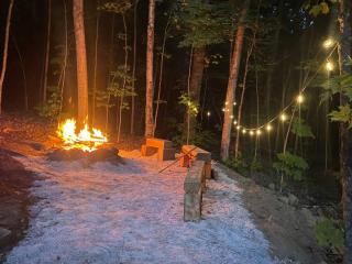 Cozy Log Cabin with Lake Access - Cardiff - 2