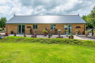 Self-contained cosy one bedroom holiday barn - Cowbridge - 5