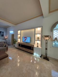 The heart of Jabal alweibdeh 2,000 SF entire apartment - Amman - 7