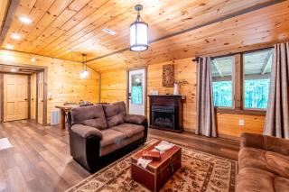 Whispering Pines Retreat - Zuck - 9
