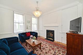 Spacious Soho Home On Quaint Cobbled Street - London - 8