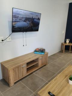 Rosewood Fully Furnished Home - - 7