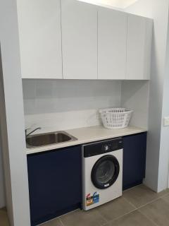 Rosewood Fully Furnished Home - - 6