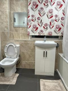 Cozy Basildon Retreat with 3 Bedrooms free parking - Basildon - 3