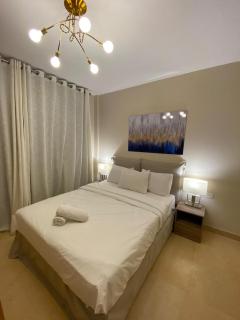 2 Bedrooms Plus Nanny Room In Mangroovy - Hurghada - 1