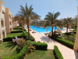 2 Bedrooms Plus Nanny Room In Mangroovy - Hurghada - 9