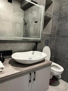 Крутая квартира в центре - Almaty - 3