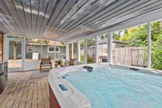 The Hackberry - Hot Tub Fire Pit & Close to Main - Fredericksburg - 5