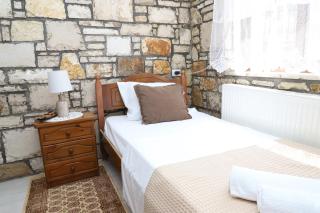 Stone House Berat - - 6