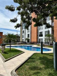 Lujoso apartamento - Cartago - 4