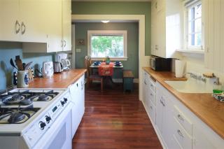 Bluebird Day - Sunny Pine Cottage - Bend - 6