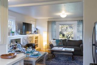 Bluebird Day - Star Cottage - Bend - 6