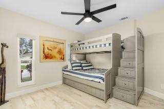 Ocean Blue Luxurious 4BR home with heated pool - Fort Myers - 2