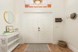 Lakeview Villa lovely pool home in gated community - Naples - 3
