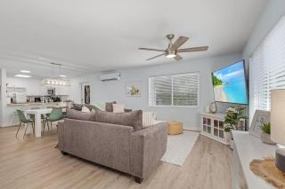 Blue Heaven Pool duplex perfect for 2 families - 4