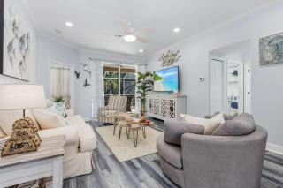 Blue Bayou Oasis Luxury Pool home and Sunshine - Naples - 0