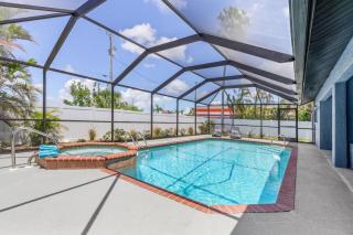 Blissfully Blue Oasis Sunny Days in Cape Coral - Cape Coral - 0