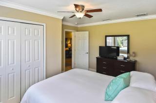 Relax and unwind Spacious pool home close to beach - 1
