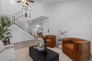 Luxurious Hidden Gem l Downtown Access l Fireplace - Austin - 6