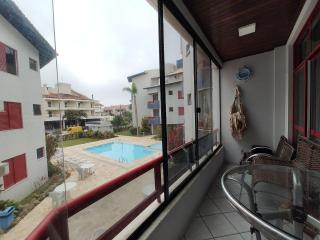 Apto c/Churrasq e acesso a Praia Brava RRA0103 - 8
