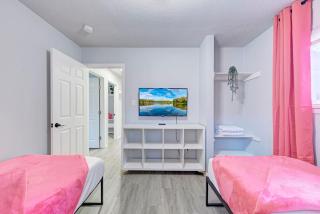 Pink Fun Home - Minutes to Downtown-AUS - Austin - 2