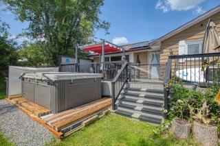 Waterfront Cottage with Swim Spa, BBQ, and Boat Dock - Frankford - 4