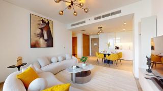 Palace Residences - Vibrant Two Bed with Lake View - 1