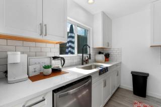 Luxurious Hidden Gem l Downtown Access l Balcony - Austin - 5