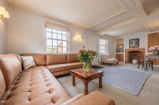 In heart of famous picturesque village - Dedham's Old Post Office - Dedham - 9