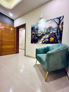 Luxury 2 Bedroom Apartment- F11 Islamabad - Islamabad - 4