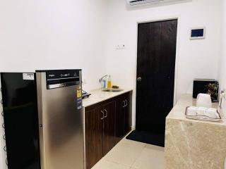 Verandah Shubh 2BH Villa with Jacuzzi - Mumbai - 3
