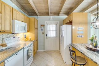 Waterfront Key Colony Beach Home with Golf Cart! - 3