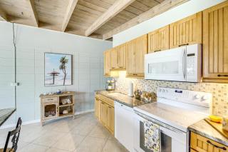 Waterfront Key Colony Beach Home with Golf Cart! - 2