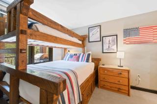Highlands Lodge 300 by East West Hospitality - 4