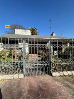 Casa 3 hab con pileta, a 5min del centro - cerca de todo - Córdoba - 8