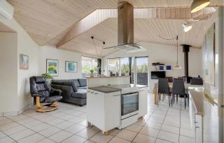 Four-Bedroom Holiday Home In Tarm - 5