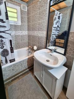 Casa Sereno - Appartement avec piscine chauffée et couverte - Saint-Laurent-du-Pape - 4