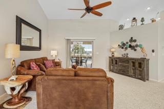 Coastal Breeze Relax and Adventure - Cape Coral - 9