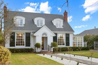 OneOneTwo Cameron Street - Ashburton - 0