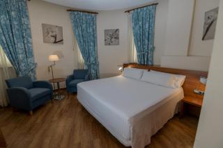 Hotel Mieres del Camino - 8