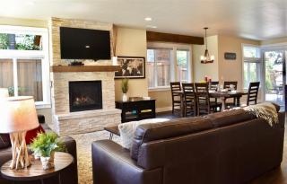 Bluebird Day - Red Door - 5