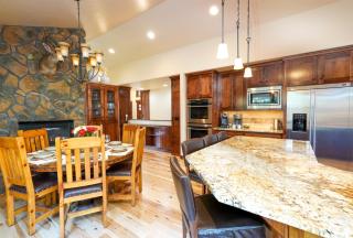 Bluebird Day - Drake Escape - 5