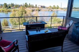Bluebird Day - Smokestack River House - Bend - 5