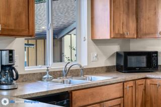 Bluebird Day - Raven Sky Bungalow - 4