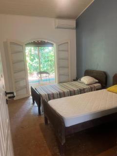 Casa térrea, frente para a Mata e Rio Boiçucanga - São Sebastião - 1