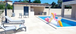 Villa FARO - new house, near beaches, heated pool, playroom, bbq, Salvore - Istria - Bašanija - 4