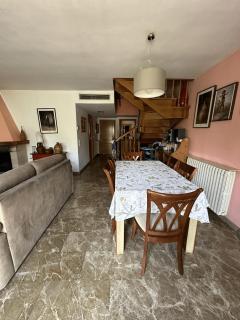 Amplio y Comodo Chalet en Zaragoza con piscina y tenis - Saragoça - 3